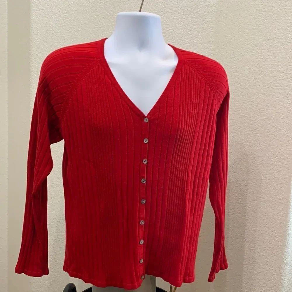 Karen Scott Size XL Red Sweater V Neck Ribbed Button Front Long Sleeved Woman’s